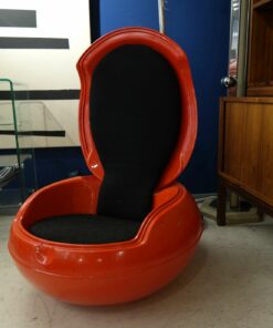 Space Age design tojásfotel, Peter Ghychy, 1960's