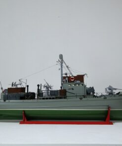CH 123-as fa hadihajó modell