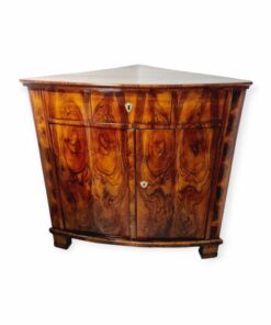 Biedermeier sarok kabinetszekrény