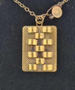 Nagy méretű bronz mid-century medál láncon