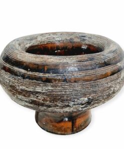 Hatalmas méretű Szemlér Magda kaspó